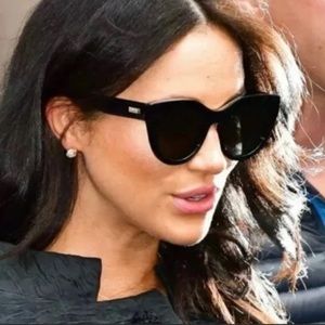 Le Specs Black “Air Heart” Women Sunglasses